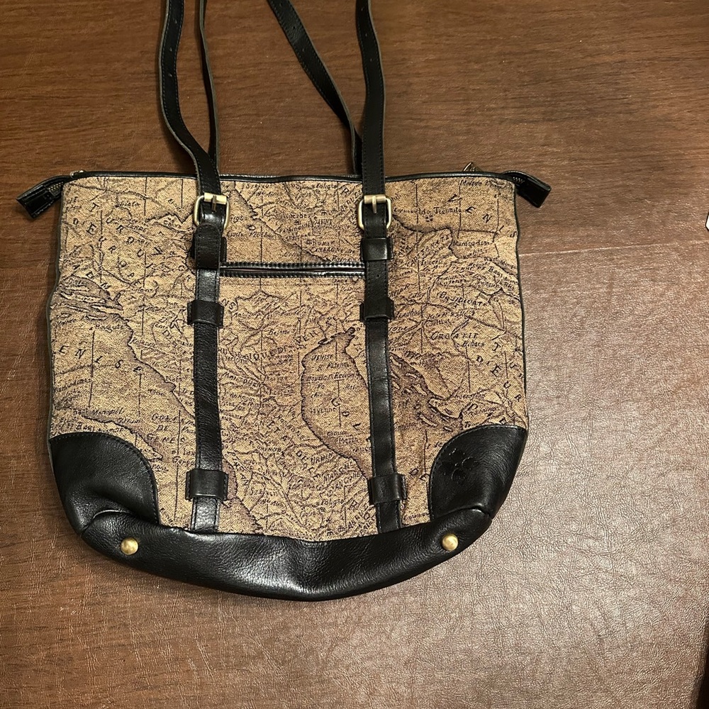 EUC Patricia Nash map tote